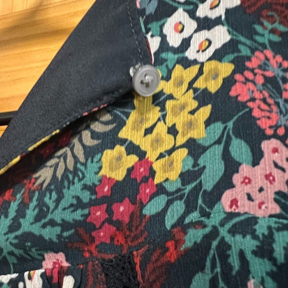 Loft size S petite floral dress with sheer sleeves - Picture 8 of 12